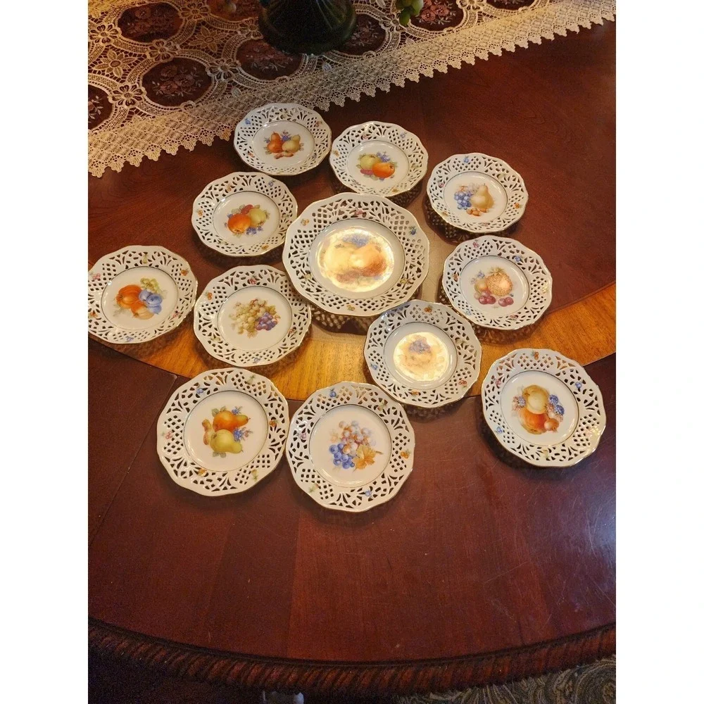 12 Antique Schumann Plates Bavaria Germany Gold Trimmed Apple, Pears Flowers